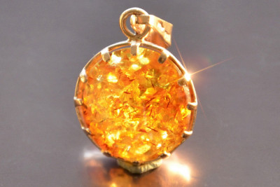 "Genuine Amber Pendant in 14K Vintage Rose Gold" vpab001 vpab001
